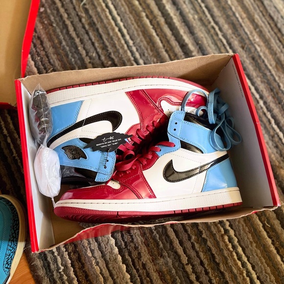 Air Jordan 1 OG HIGH UNC/CHI main image 7